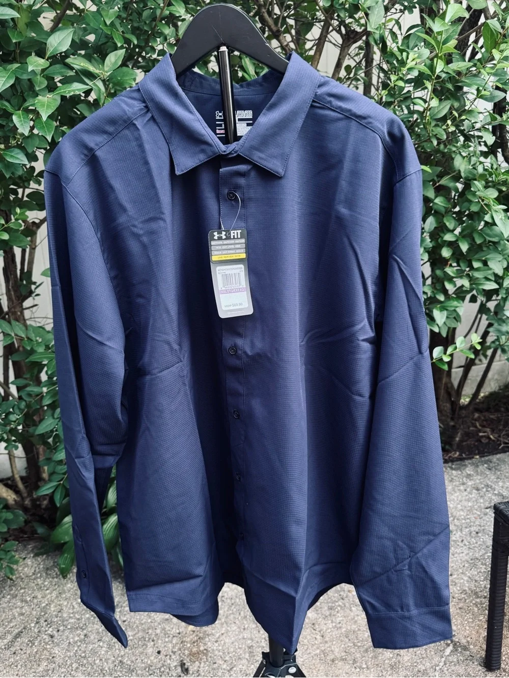 Under Armour Men’s Ultimate Long Sleeve Button Down Shirt Navy XXL 2XL NWT